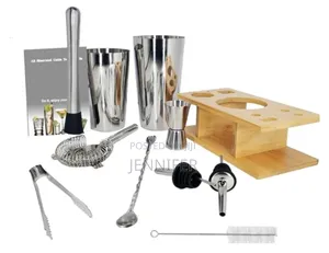Cocktail Shakers Set