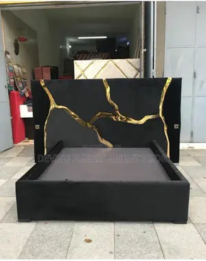 5by6 Master Bed