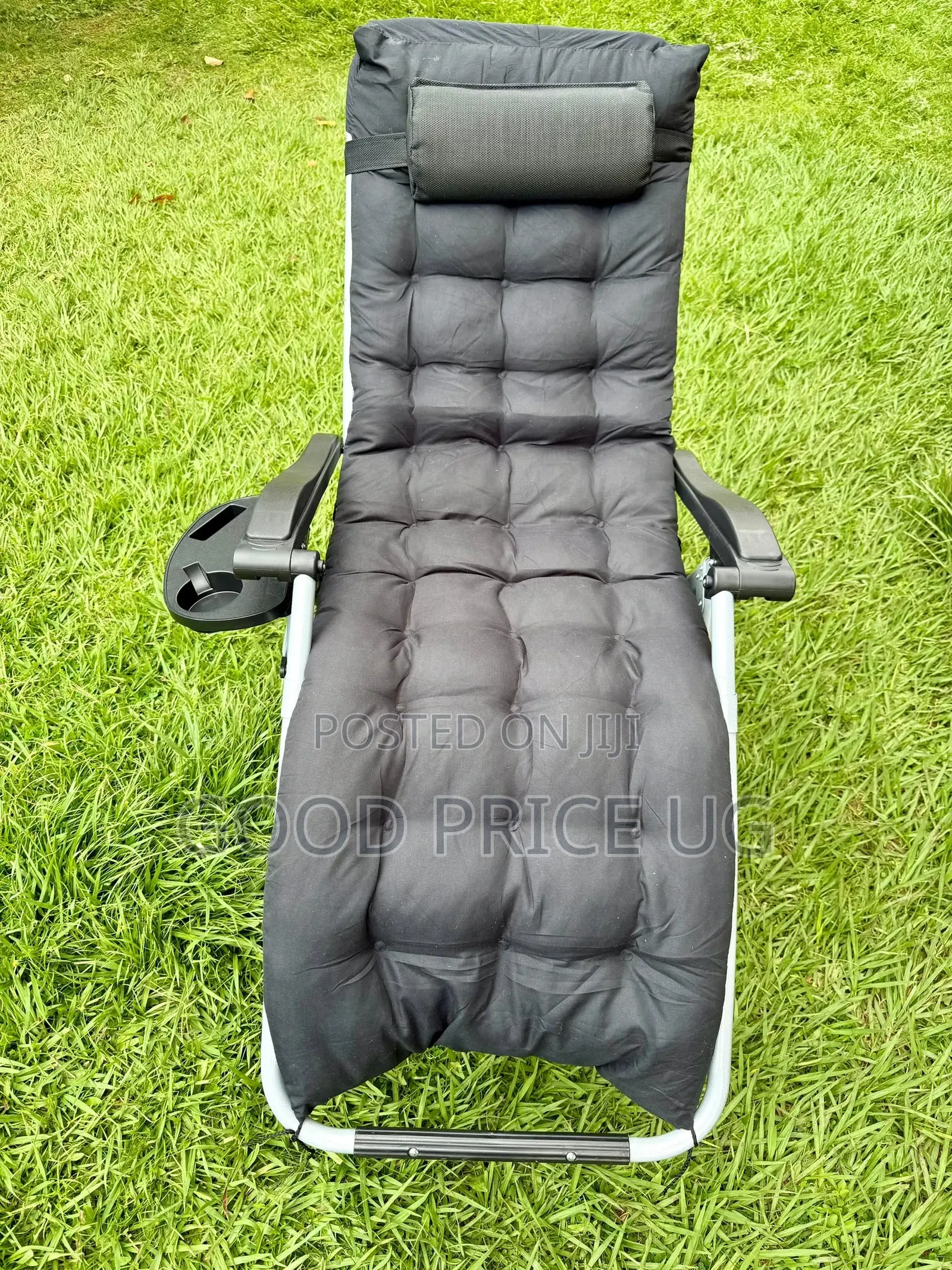 Foldable Metallic Beach Chair