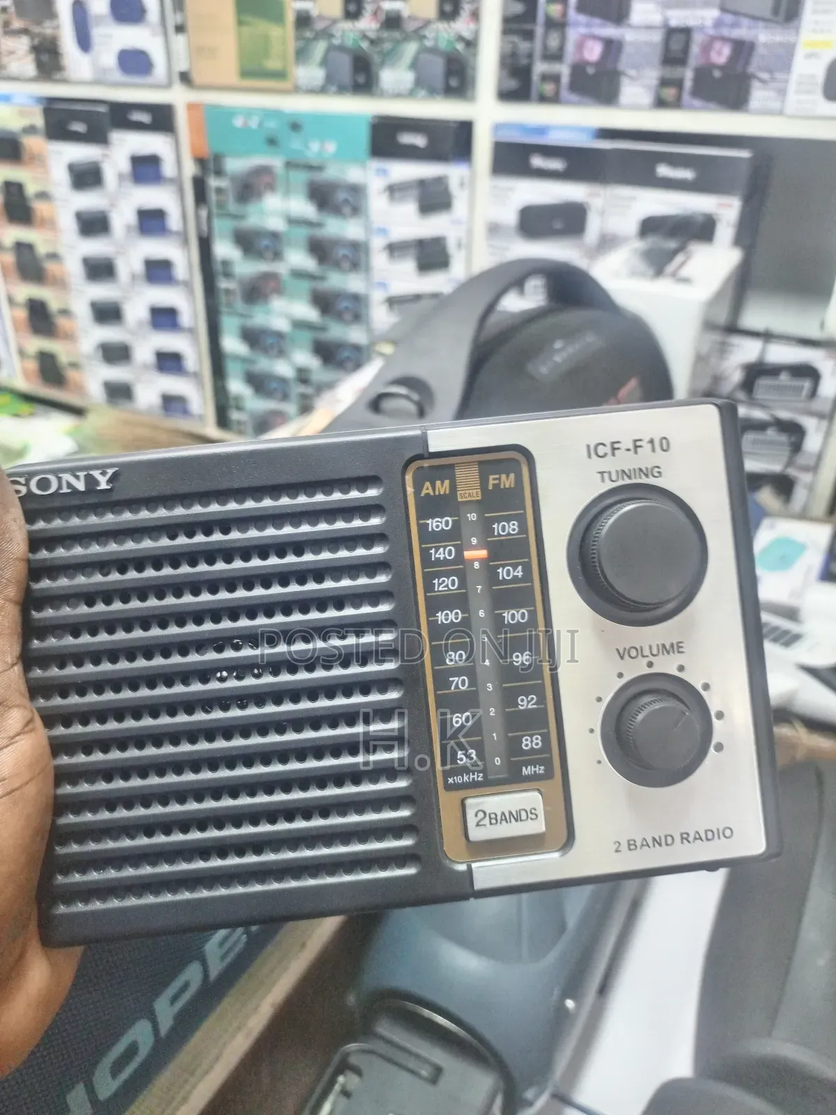 Sony Icf-F10 2-Band Am/Fm Portable Radio.