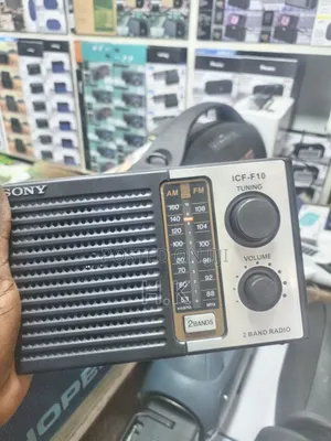 Sony Icf-F10 2-Band Am/Fm Portable Radio.