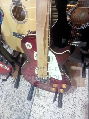 Photo - Swinger's Acoustic GSH