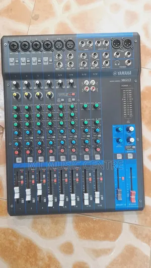 Yamaha Live Mixer Mixing Console Mg12 / Mixer
