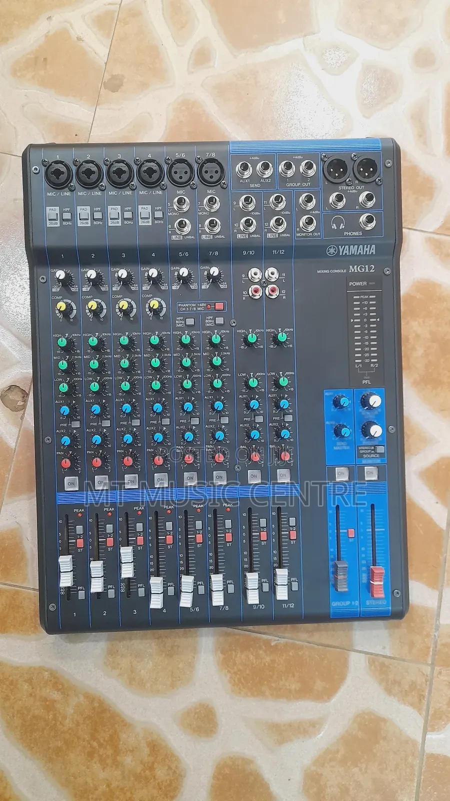 Yamaha Live Mixer Mixing Console Mg12 / Mixer