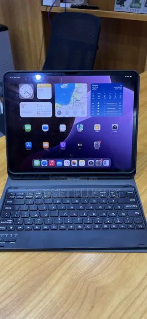 New Apple iPad Pro 13 (2024) 256 GB Black