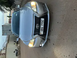 Photo - Toyota Mark X 2007 Silver