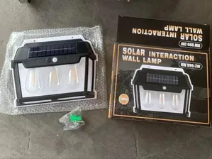 3 Bulbs Solar Interaction Wall Lamp