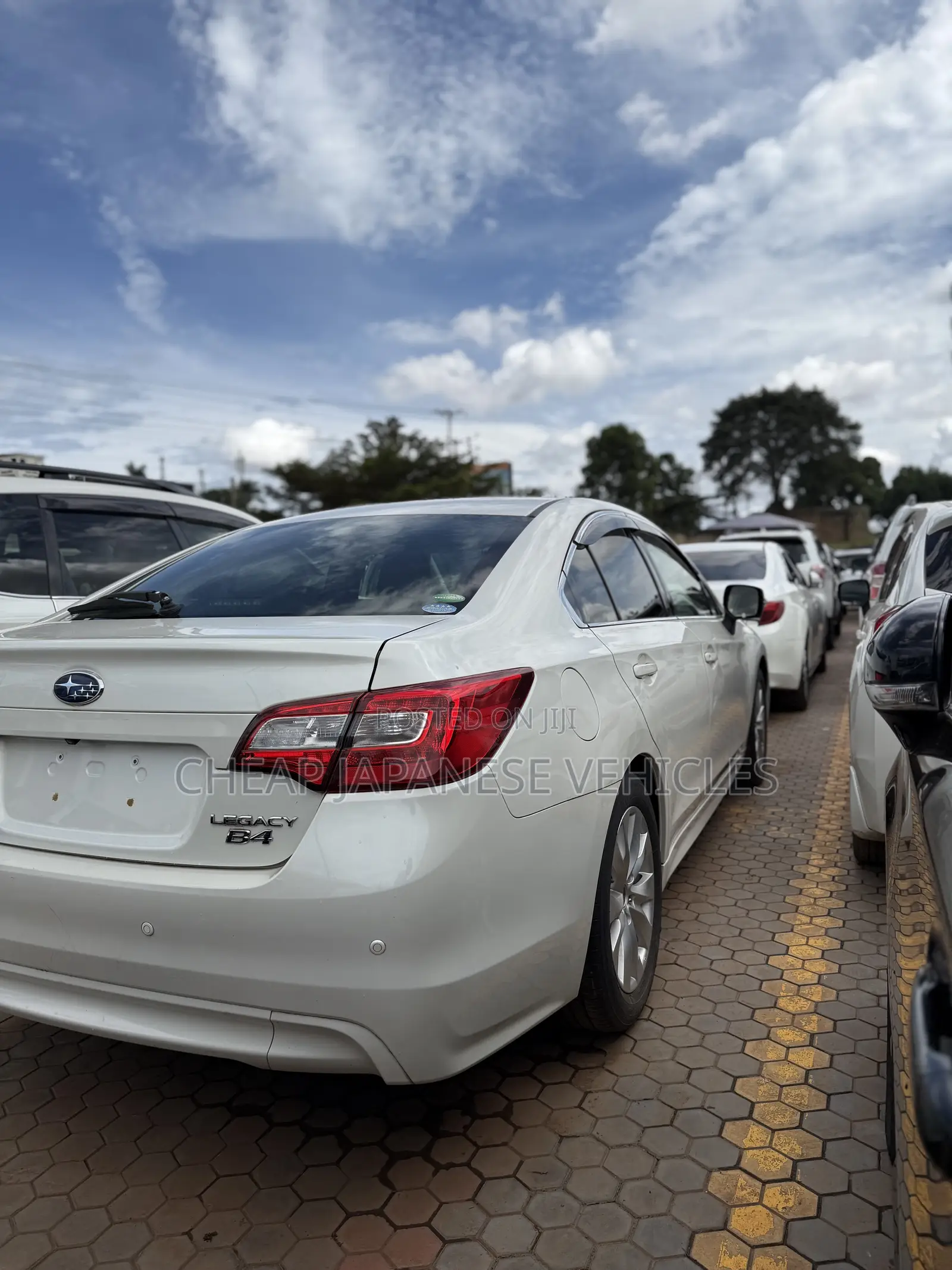Subaru Legacy 2.5i Sport AWD 2017 White