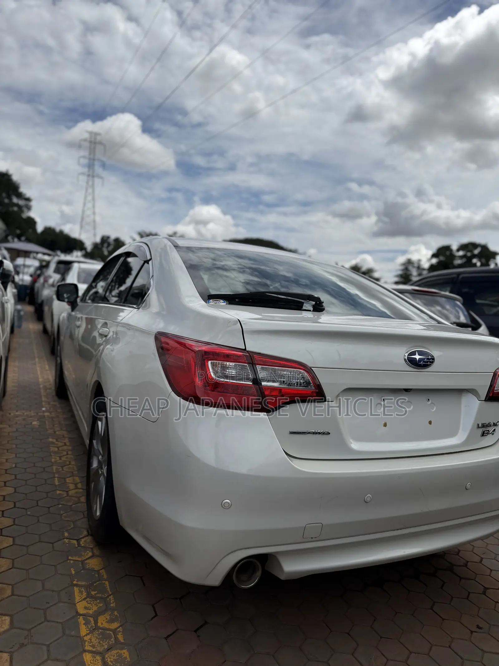 Subaru Legacy 2.5i Sport AWD 2017 White