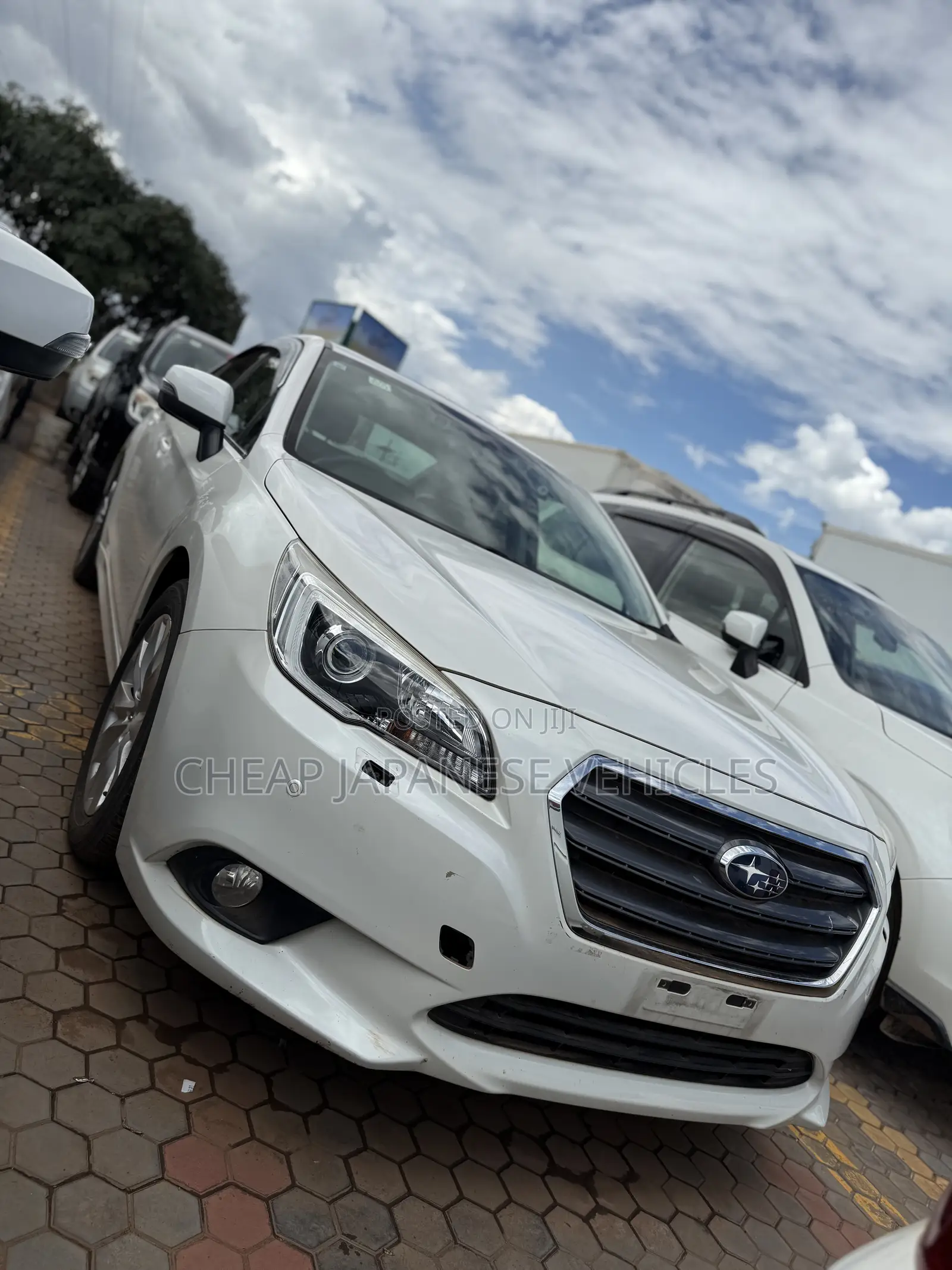 Subaru Legacy 2.5i Sport AWD 2017 White