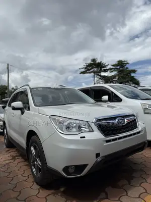 Photo - Subaru Forester 2014 White