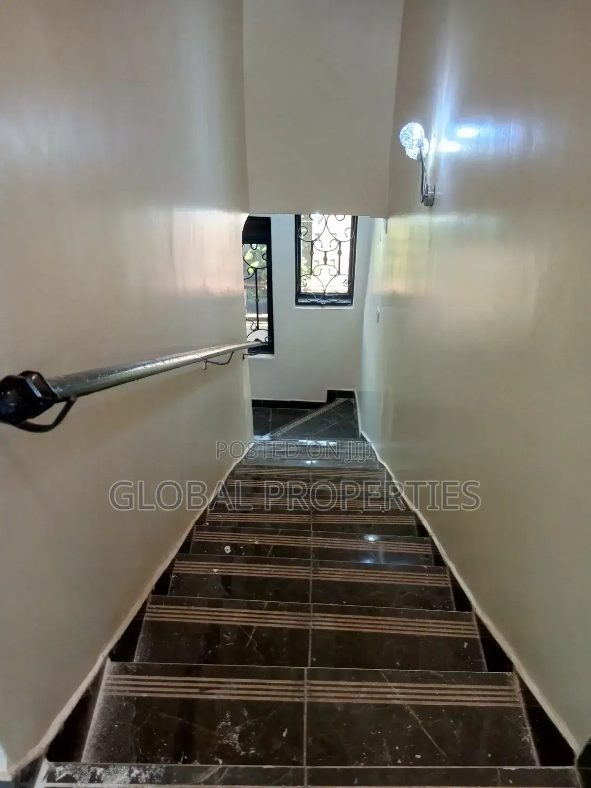 2bdrm Duplex in Naalya Estate, Central Division for rent