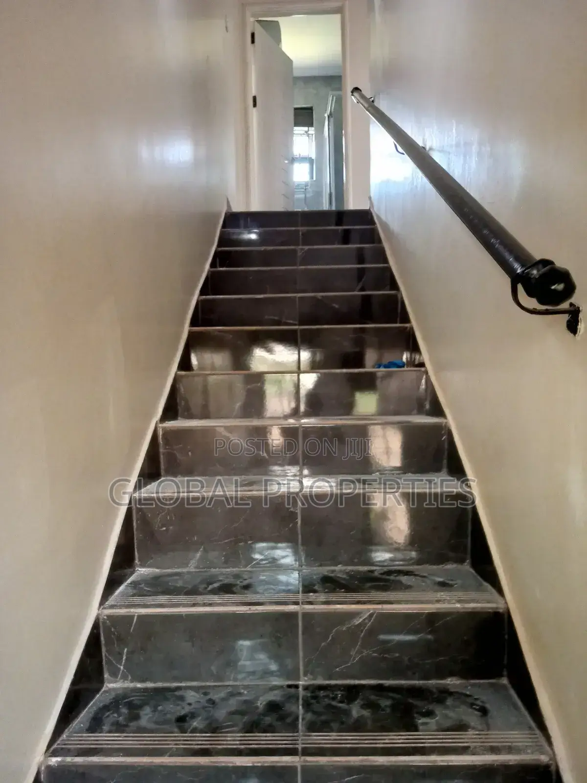 2bdrm Duplex in Naalya Estate, Central Division for rent
