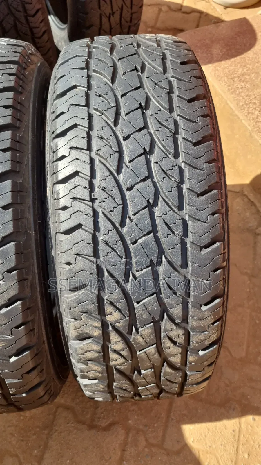 265/65r17 a Few Weeks Driven Savero Tyres Made in Indonesia