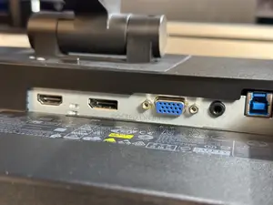 Lenovo Ips 23 Inch Screen Vga Usb 3.0 Hdmi Free Power Cable