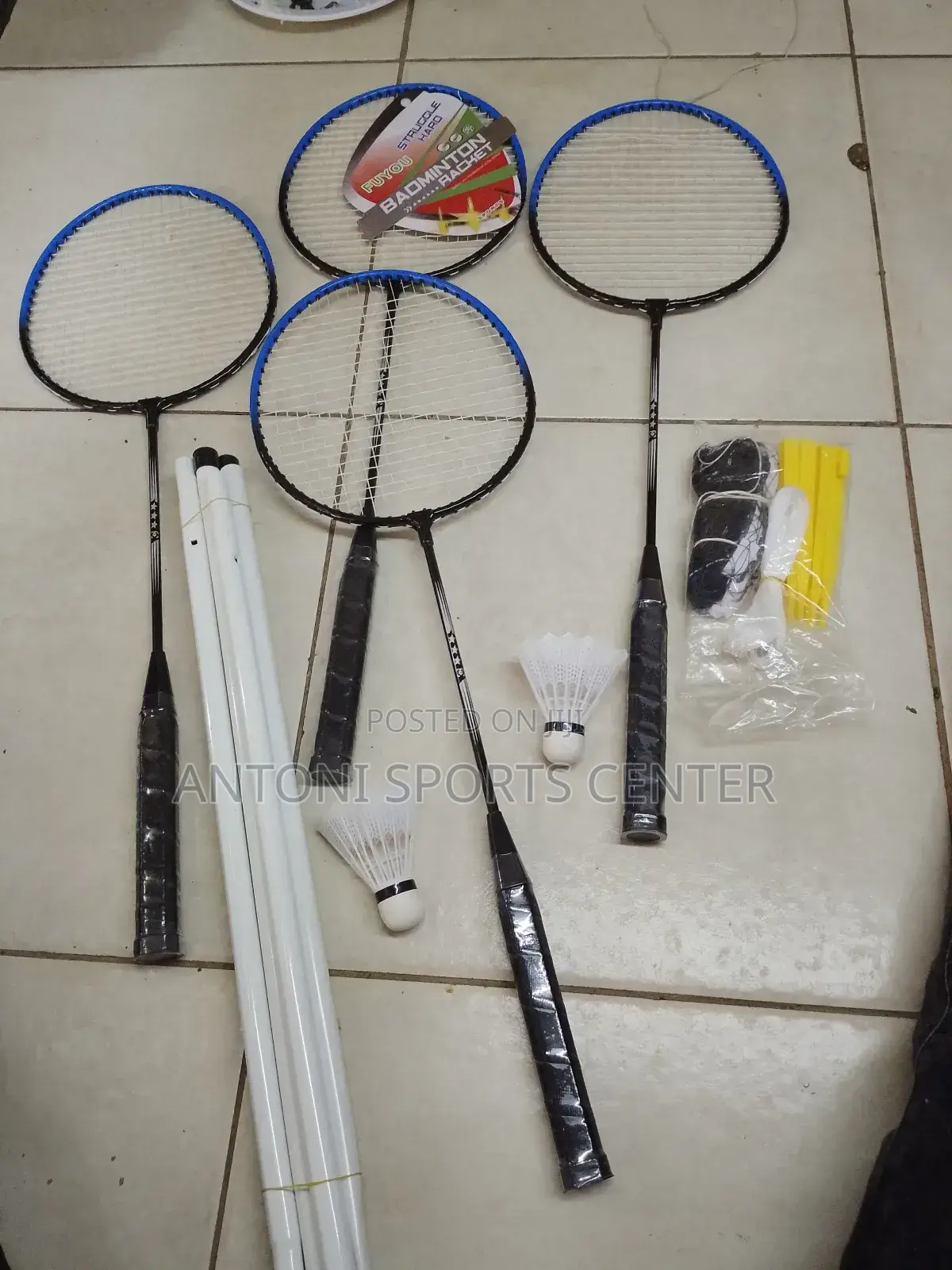 Badminton Rackets Four Prays Net and Stard