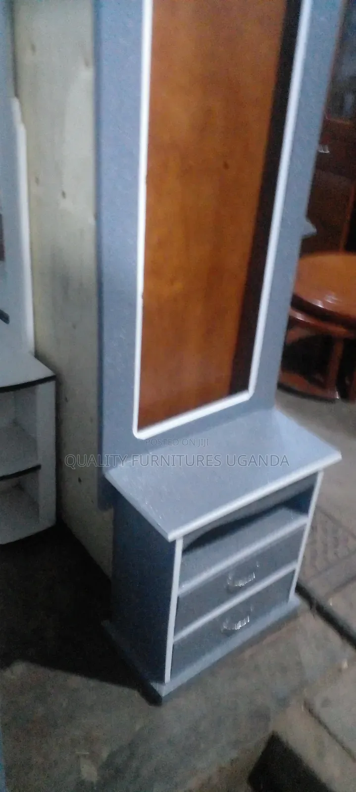 Medium Dressing Mirror