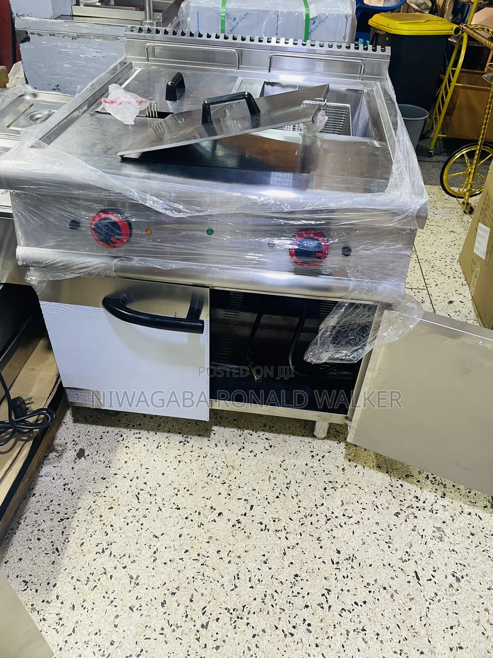 Double Stand Alone Deep Fryer With Store Cage