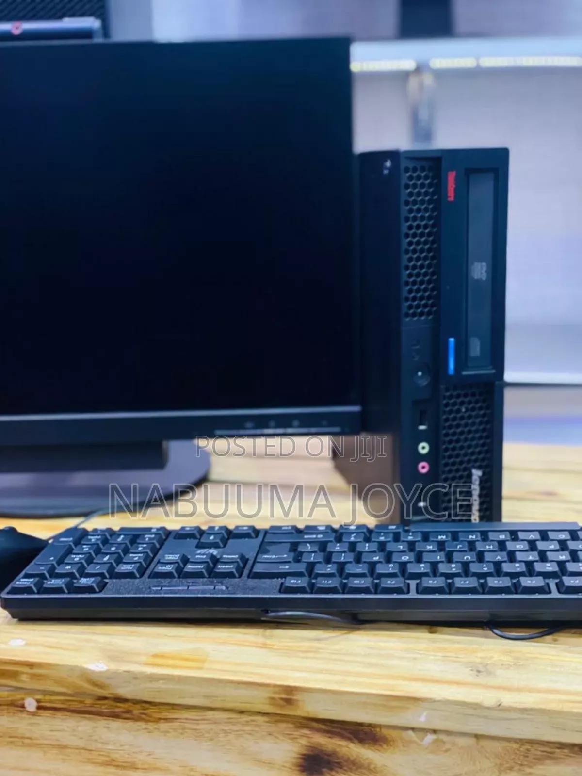 New Lenovo ThinkCentre M625 Tiny 8GB Intel Core I5 HDD 256GB