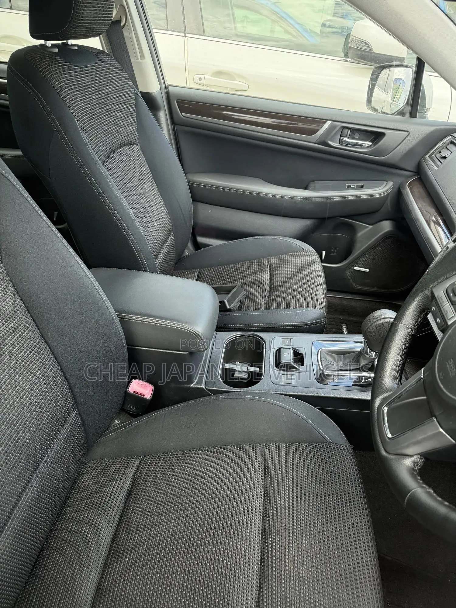 Subaru Legacy 2.5i Sport AWD 2017 White
