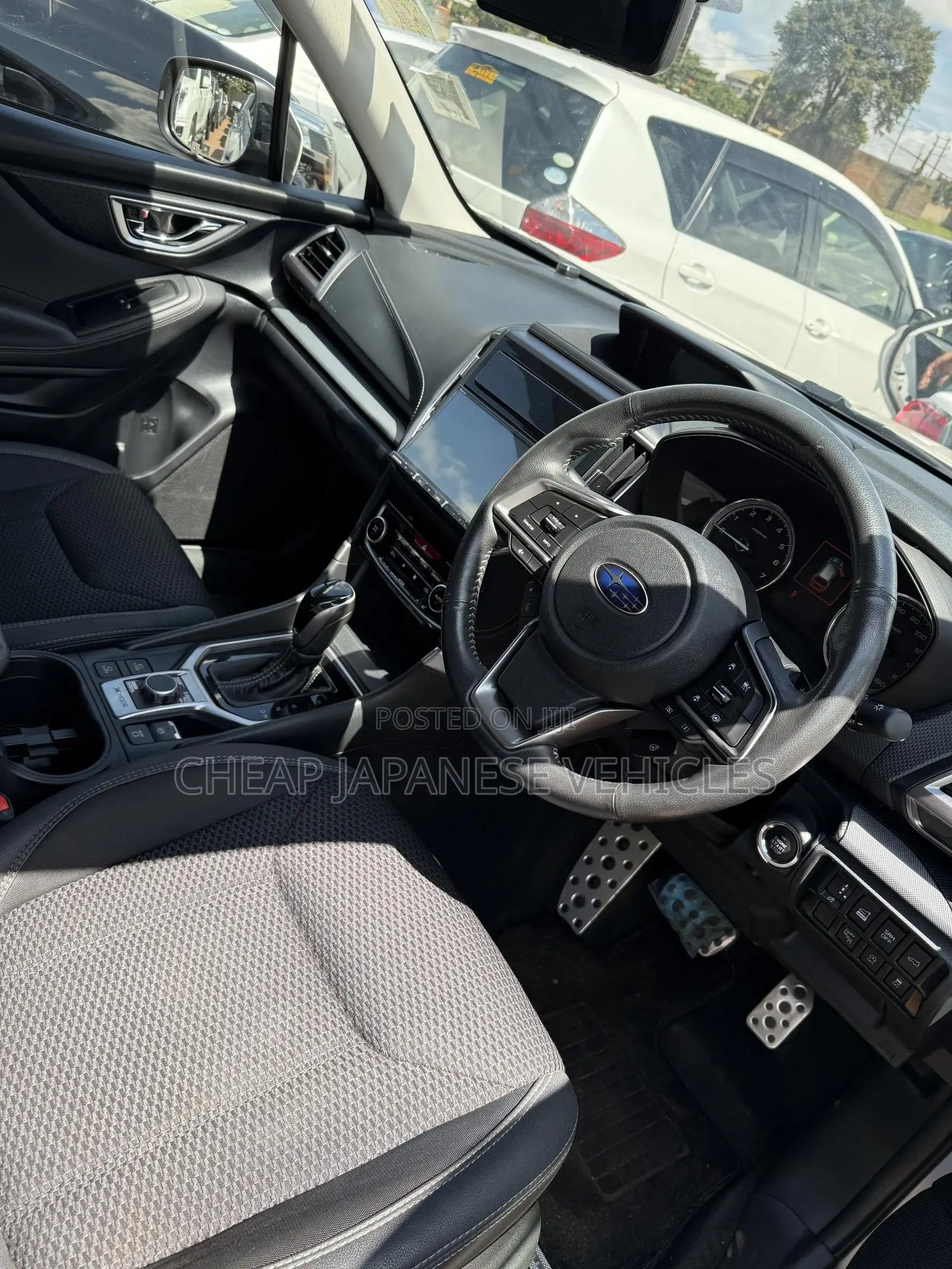 Subaru Forester Premium AWD 2019 Pearl