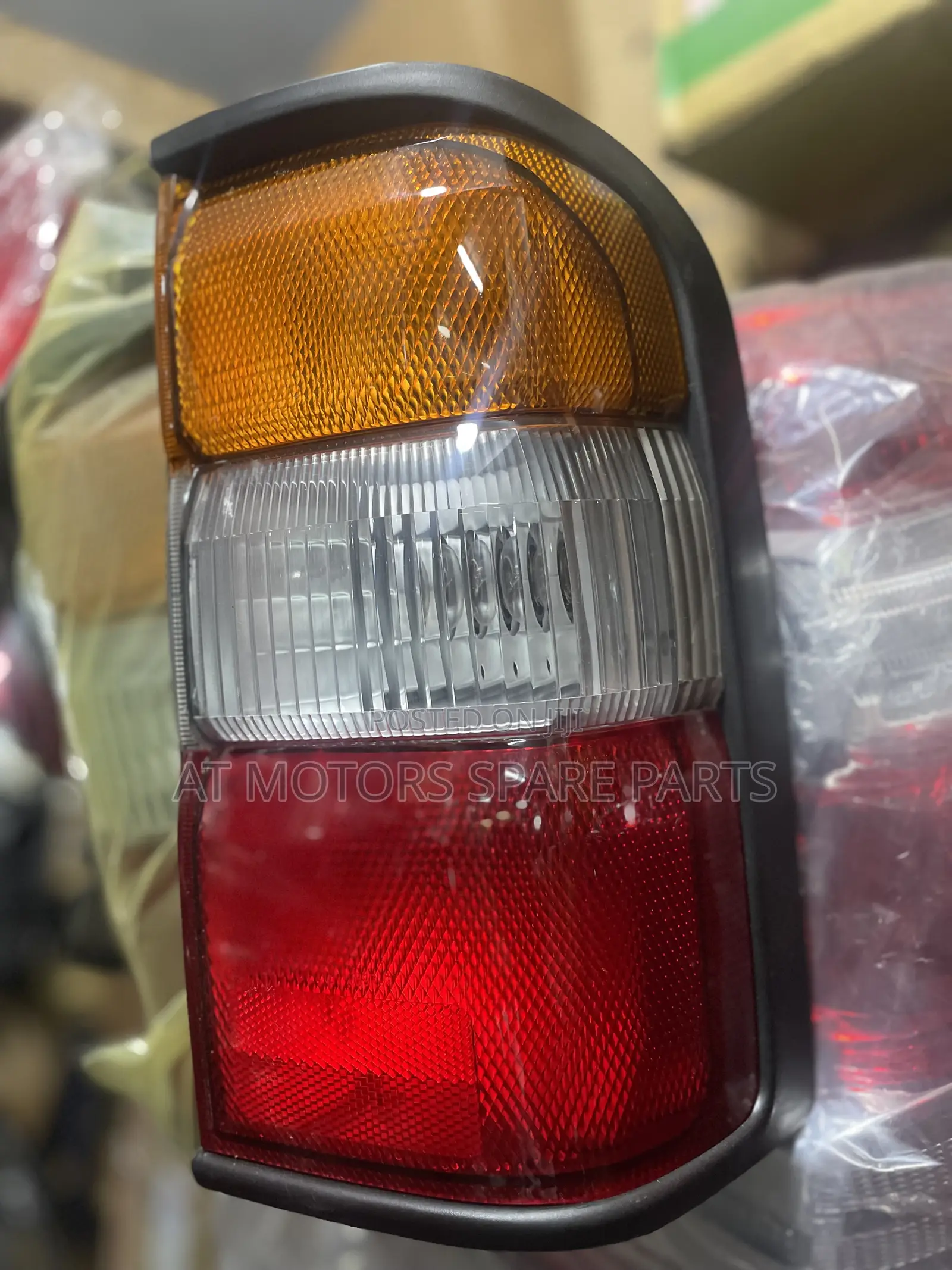Nissan Patrol Back Light 1998