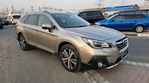 Photo - Subaru Outback 2.5i AWD 2018 Beige