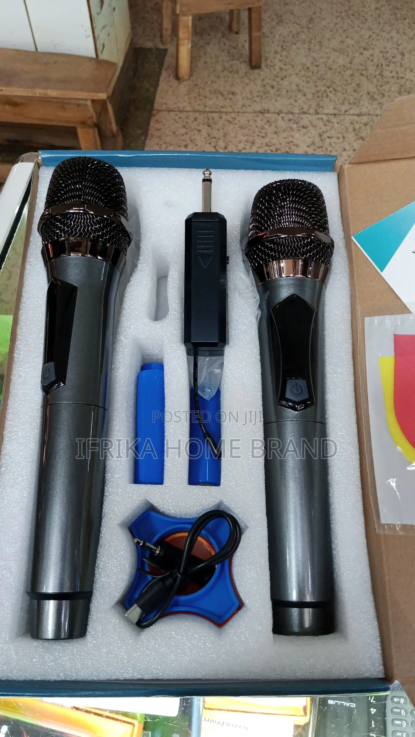 2in1 Handheld Wireless Universal Microphone Karaoke Outdoor