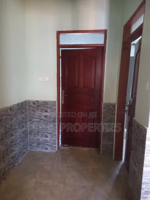 1bdrm Bungalow in Kyaliwajala, Central Division for rent