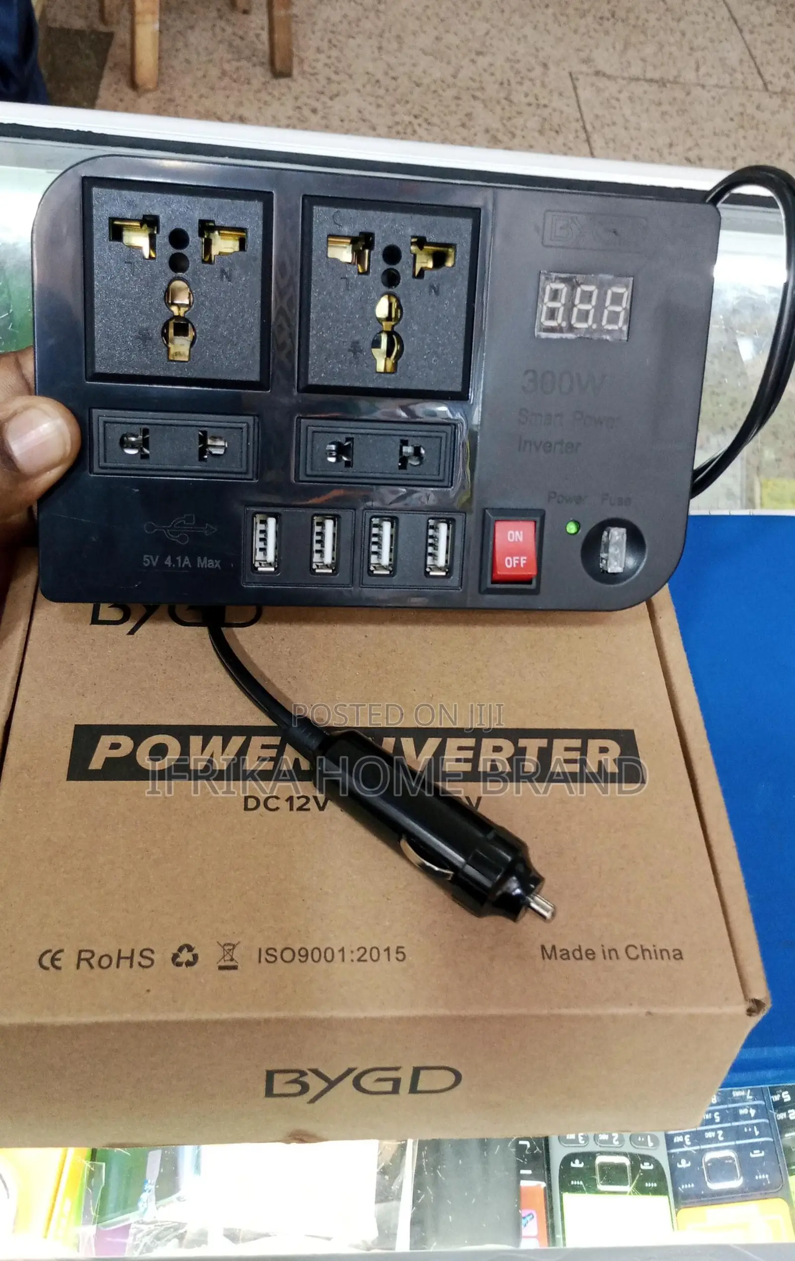 12v 300w to Ac 220v Power Converter Car Inverter