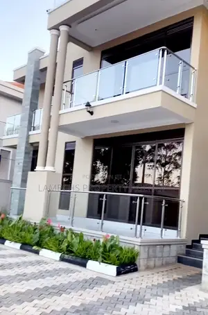 Photo - 5bdrm Duplex in Munyonyo, Central Division for rent