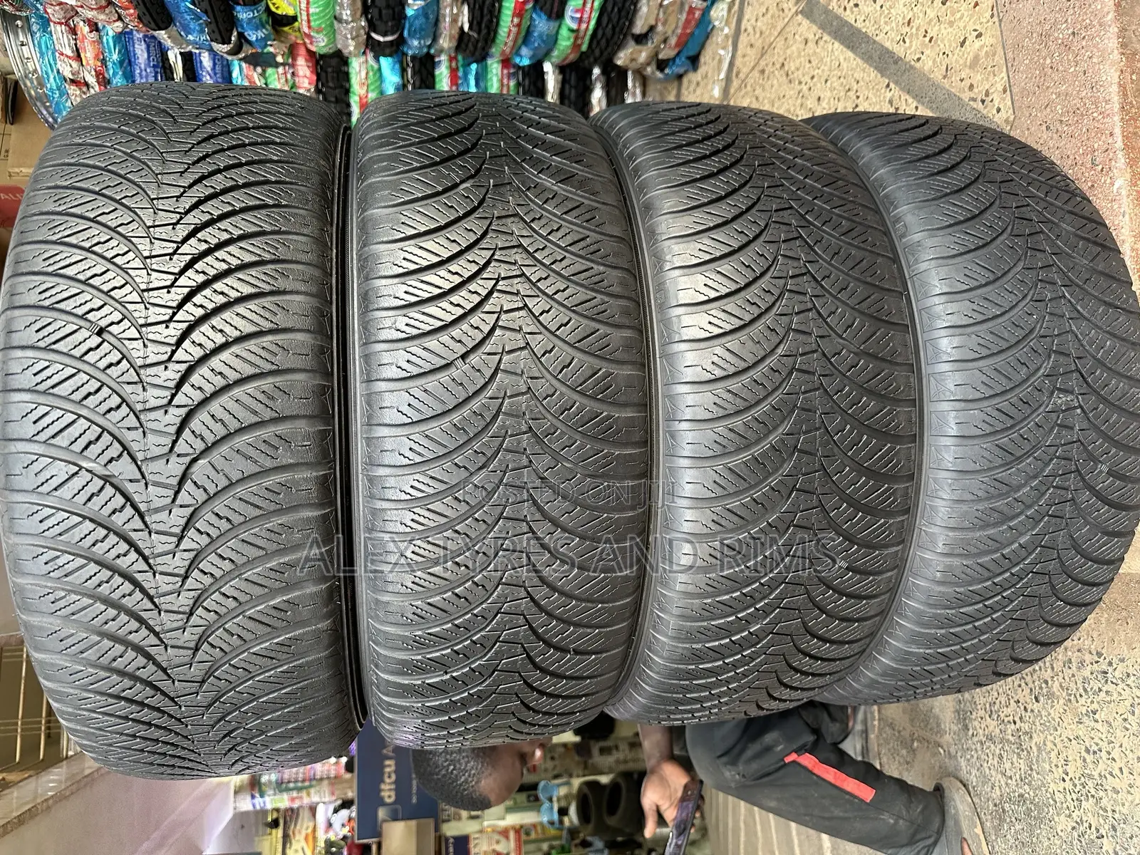 235/55r18 Dunlop Japan Tyres