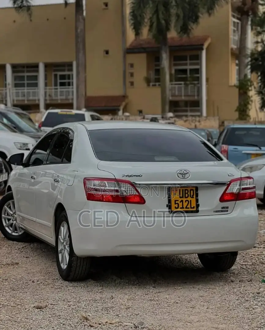 Toyota Premio 2015 White