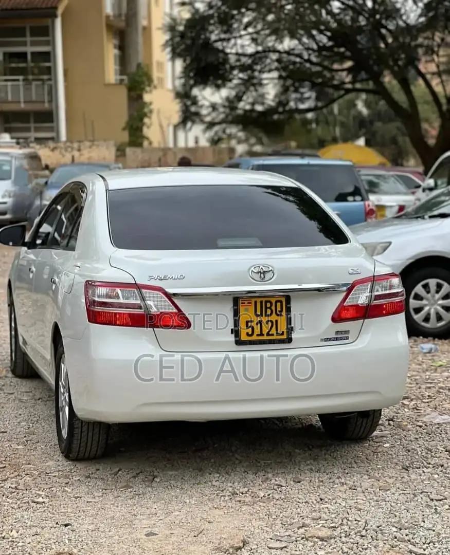 Toyota Premio 2015 White