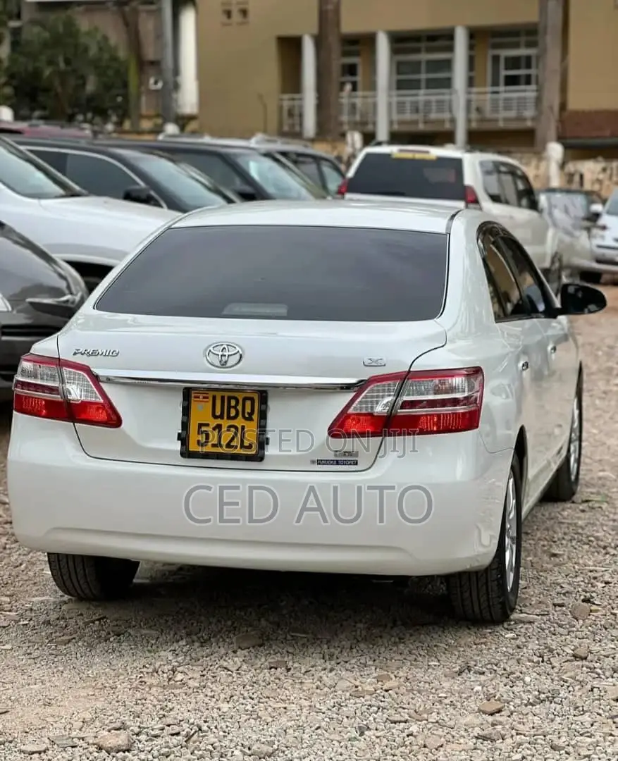 Toyota Premio 2015 White