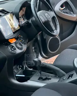 Toyota RAV4 2012 Silver