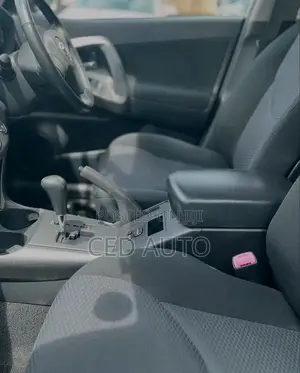 Toyota RAV4 2012 Silver