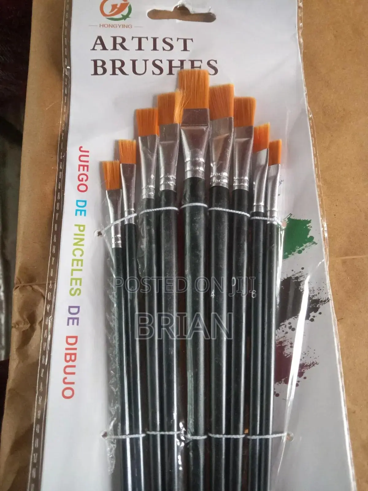 Art Brushes in Different Sizes and Design