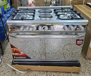 Photo - Saarch 90×60 Free Standing Cooker 4×2