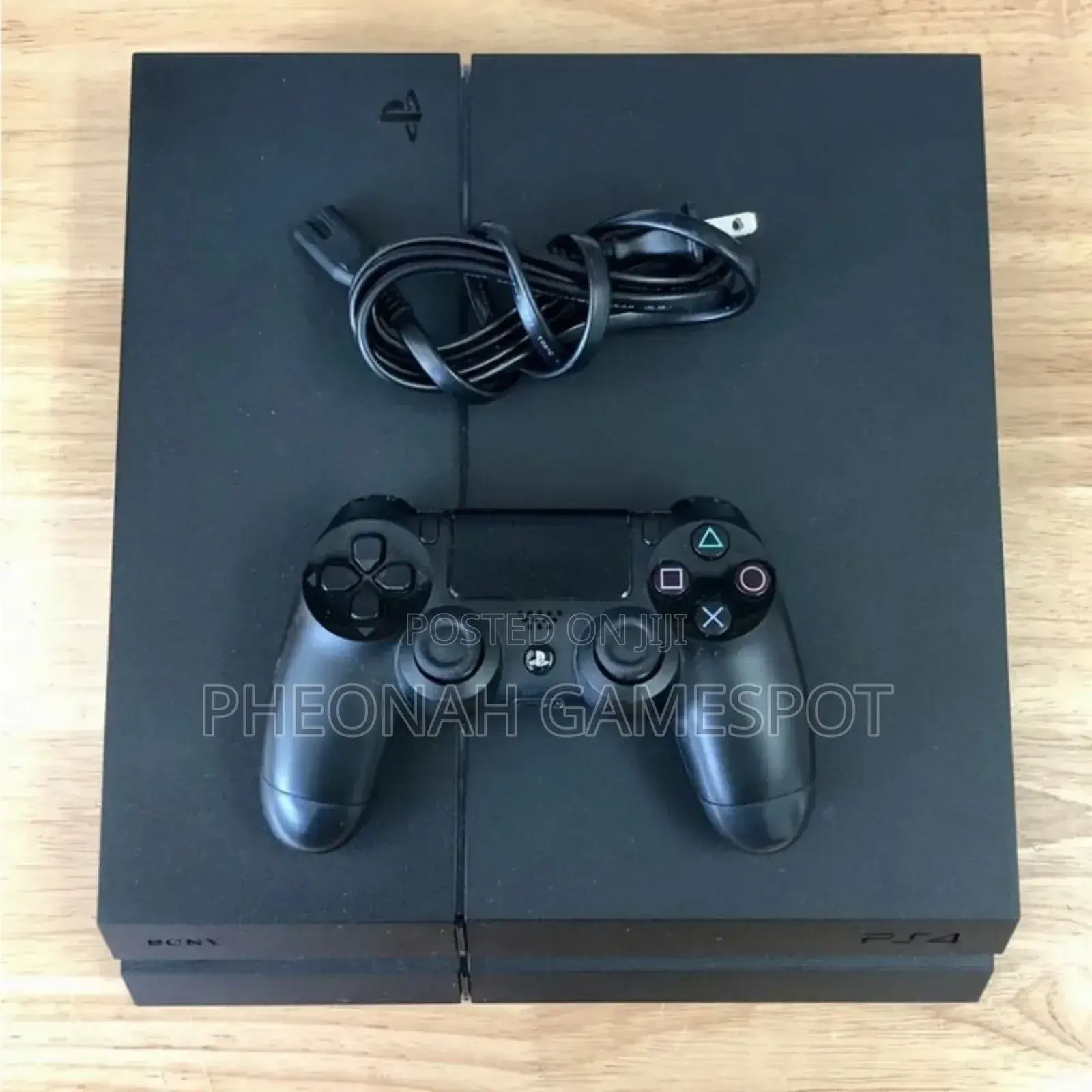 Ps4 Standard Console, Chipped10 Games And 2 Controllers