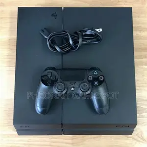 Ps4 Standard Console, Chipped10 Games And 2 Controllers