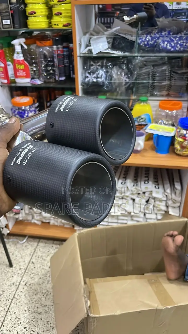 Akrapovič Tp-ct/10 Carbon Fiber Dual Exhaust Ends / Muffler