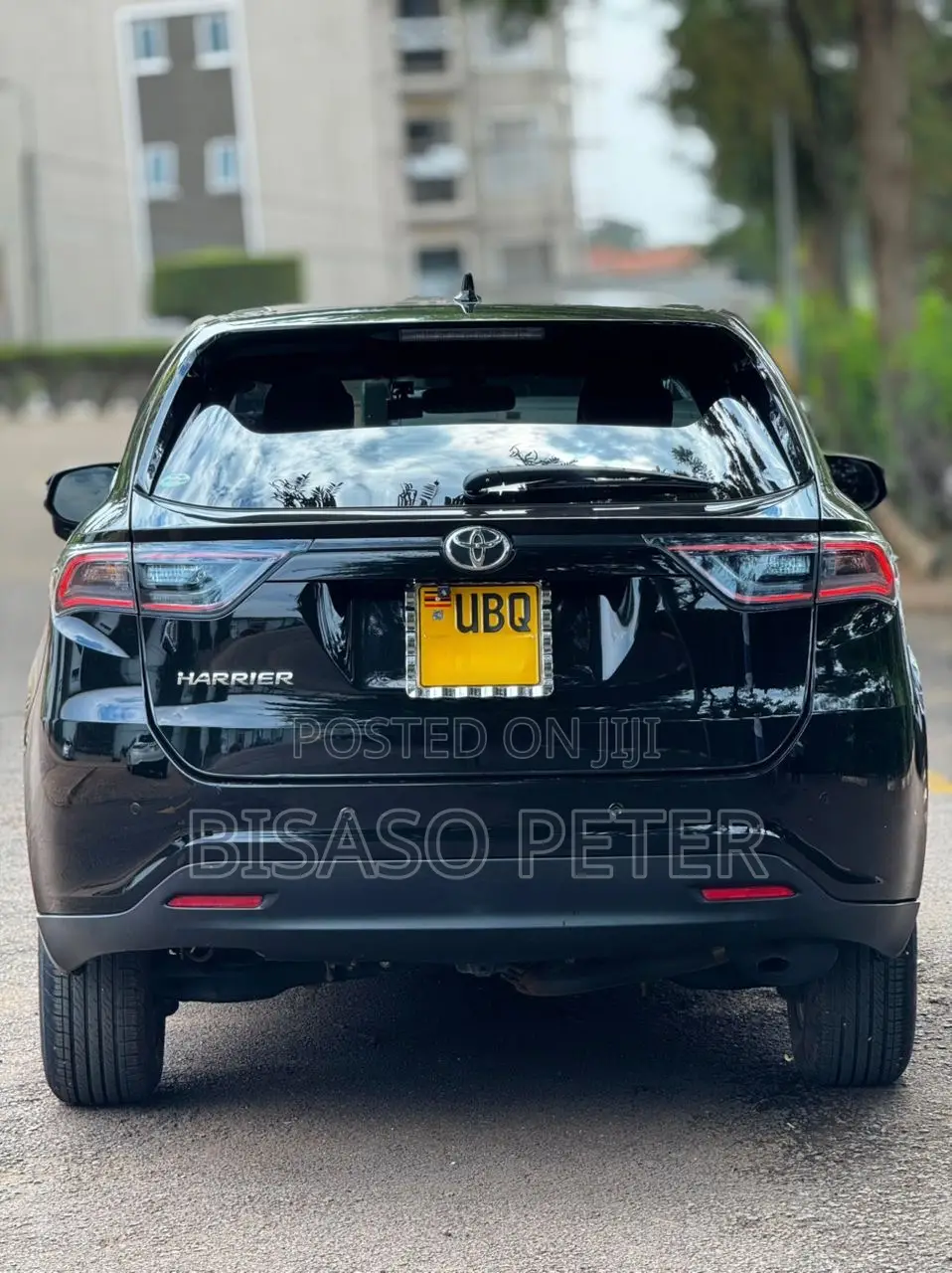 Toyota Harrier 2.0 2015 Black