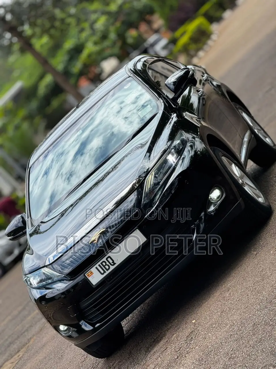Toyota Harrier 2.0 2015 Black