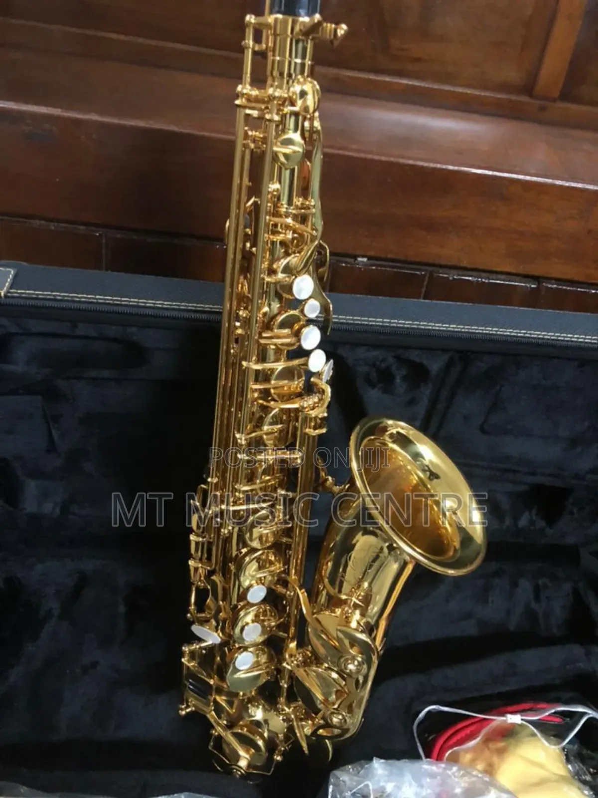 Saxophone Brand-New