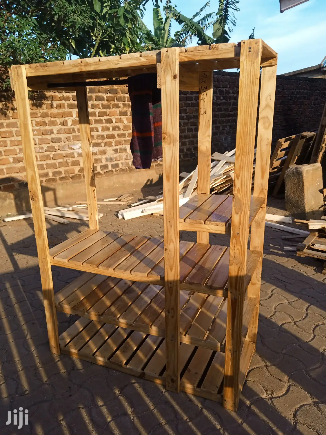Pallet Wardrobes,Tv Stands And Boxes