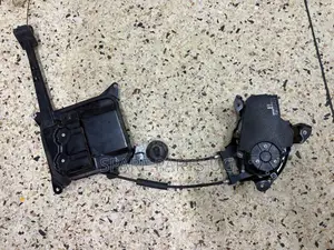 Noah 2008 Onwards Automatic Sliding Door Motor / Machine