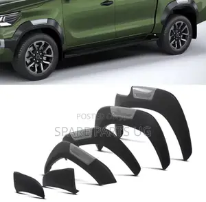 Hilux Revo/Rocco Mouldings