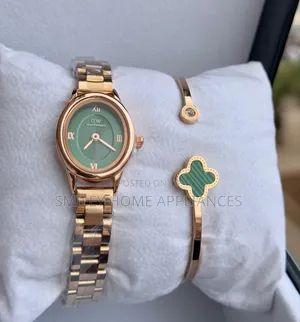 Round Face Daniel Wellington Ladies Wrist Gift Box Watch