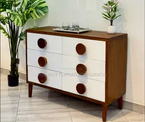 Photo - Chest Drawers